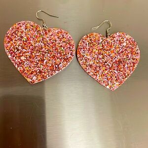 New sparkly pink earring heart earrings. Fashion trending women’s pierced earsn
